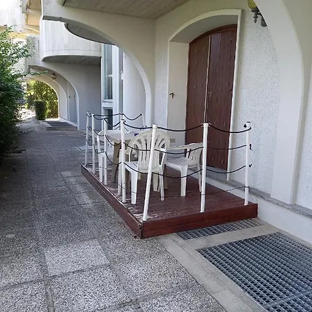 Lägenhetshotell Ponza 3*